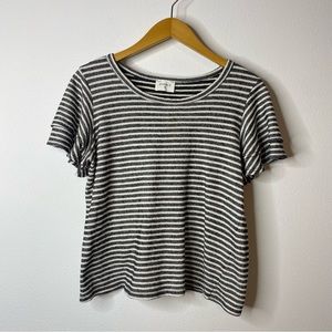 Everly Black White Stripe Ruffle Sleeve Top Size Medium